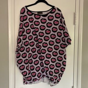 Nooworks circle dress w lips 👄